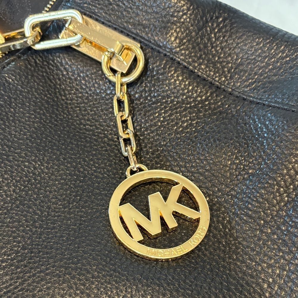 Michael Kors Black Pebbled Leather Shoulder Bag with Gold Hardware - Picture 14 of 16